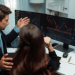 Bagaimana Konflik Internasional Mempengaruhi Pair Forex Utama: Analisis Ketegangan Iran-AS terhadap EUR/USD
