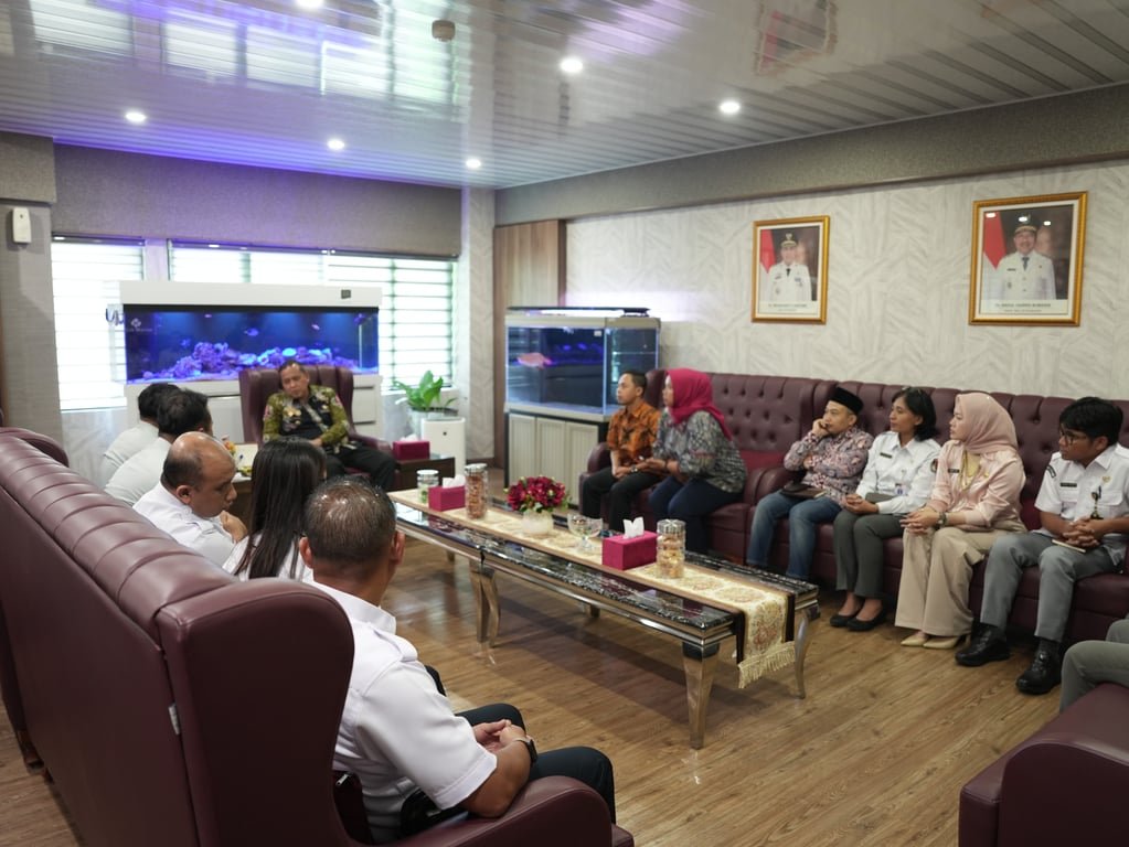 LRT Jabodebek Perkuat Koordinasi dengan Pemkot Bekasi untuk Tingkatkan Layanan Transportasi Perkotaan LRT Jabodebek Perkuat Koordinasi dengan Pemkot Bekasi untuk Tingkatkan Layanan Transportasi Perkotaan