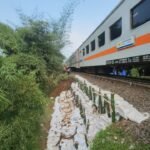 Penanganan Gogosan Jalur KA Cibeber–Lampegan Selesai, Perjalanan KA Siliwangi Kembali Normal Penanganan Gogosan Jalur KA Cibeber–Lampegan Selesai, Perjalanan KA Siliwangi Kembali Normal
