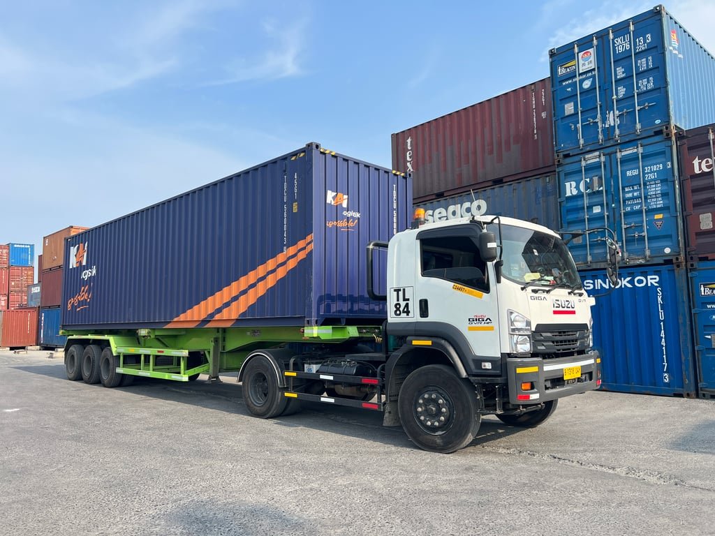 KAI Logistik Perkuat Keselamatan Operasional melalui Implementasi Dashcam Berbasis AI pada Armada Trucking KAI Logistik Perkuat Keselamatan Operasional melalui Implementasi Dashcam Berbasis AI pada Armada Trucking