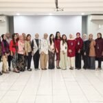 Semarak Hari Kartini, Pekerja BRI Branch Office Kramat Berlomba Tampilkan Pakaian Nasional Terbaik