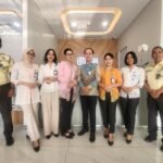 Peringati Hari Kartini, Frontliner BRI Branch Office Otista Kompak Berseragam Pakaian Nasional Peringati Hari Kartini, Frontliner BRI Branch Office Otista Kompak Berseragam Pakaian Nasional