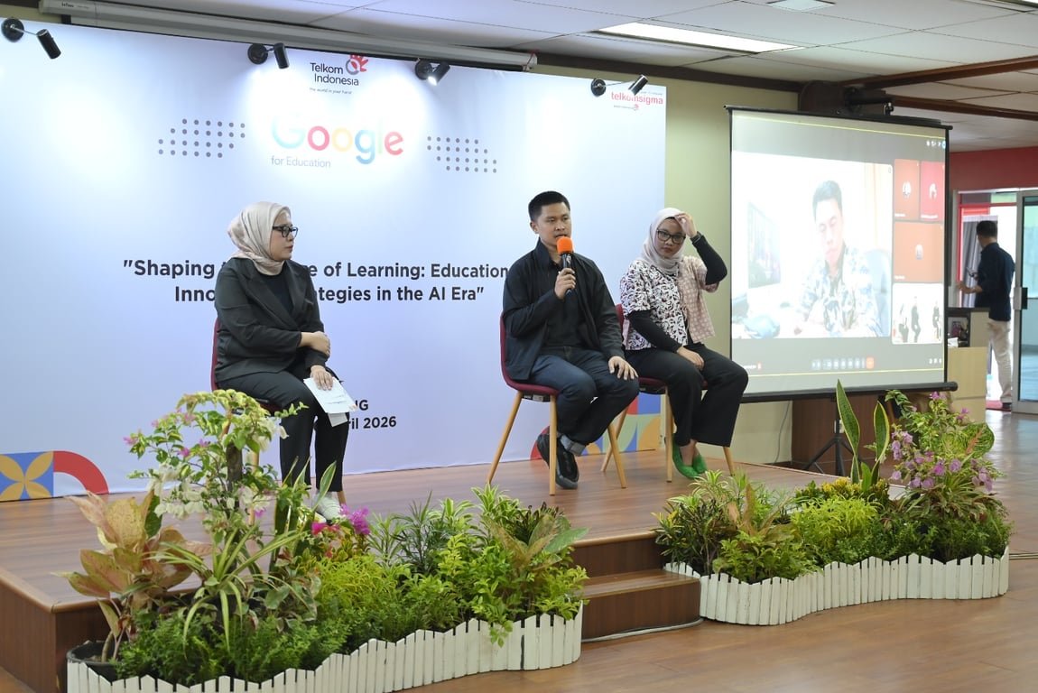 Telkom Indonesia dan Google Dorong Transformasi Pendidikan Digital di Padang melalui AI Connect Offline Series Telkom Indonesia dan Google Dorong Transformasi Pendidikan Digital di Padang melalui AI Connect Offline Series