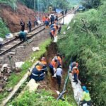 Perbaikan Gogosan Dikebut, KAI Daop 2 Bandung Targetkan Esok Hari Operasional KA Siliwangi Kembali Normal Perbaikan Gogosan Dikebut, KAI Daop 2 Bandung Targetkan Esok Hari Operasional KA Siliwangi Kembali Normal