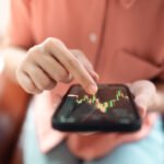 Tren Social Trading yang Semakin Populer di Kalangan Trader Pemula Tren Social Trading yang Semakin Populer di Kalangan Trader Pemula
