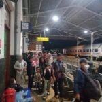 KAI Daop 2 Bandung Sampaikan Permohonan Maaf, Perjalanan KA Siliwangi Tertahan Akibat Genangan Air di Petak Jalan Cianjur–Cibeber KAI Daop 2 Bandung Sampaikan Permohonan Maaf, Perjalanan KA Siliwangi Tertahan Akibat Genangan Air di Petak Jalan Cianjur–Cibeber