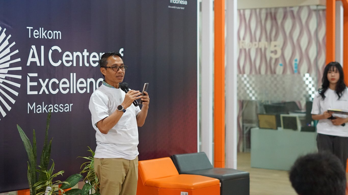 Telkom AI Center Makassar Jadi Motor Baru Inovasi Digital di Indonesia Timur Telkom AI Center Makassar Jadi Motor Baru Inovasi Digital di Indonesia Timur