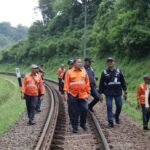 Jajaran Manajemen KAI Daop 2 Bandung Pastikan Keselamatan Perjalanan KA Jajaran Manajemen KAI Daop 2 Bandung Pastikan Keselamatan Perjalanan KA