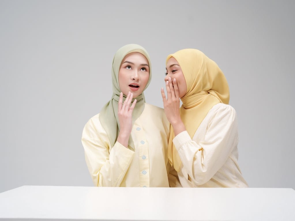 Mengusung Konsep Timeless Fashion, napocut Ungkap Rahasia Hijab Paris Tetap Tegak Paripurna Hingga 100x Cuci Mengusung Konsep Timeless Fashion, napocut Ungkap Rahasia Hijab Paris Tetap Tegak Paripurna Hingga 100x Cuci