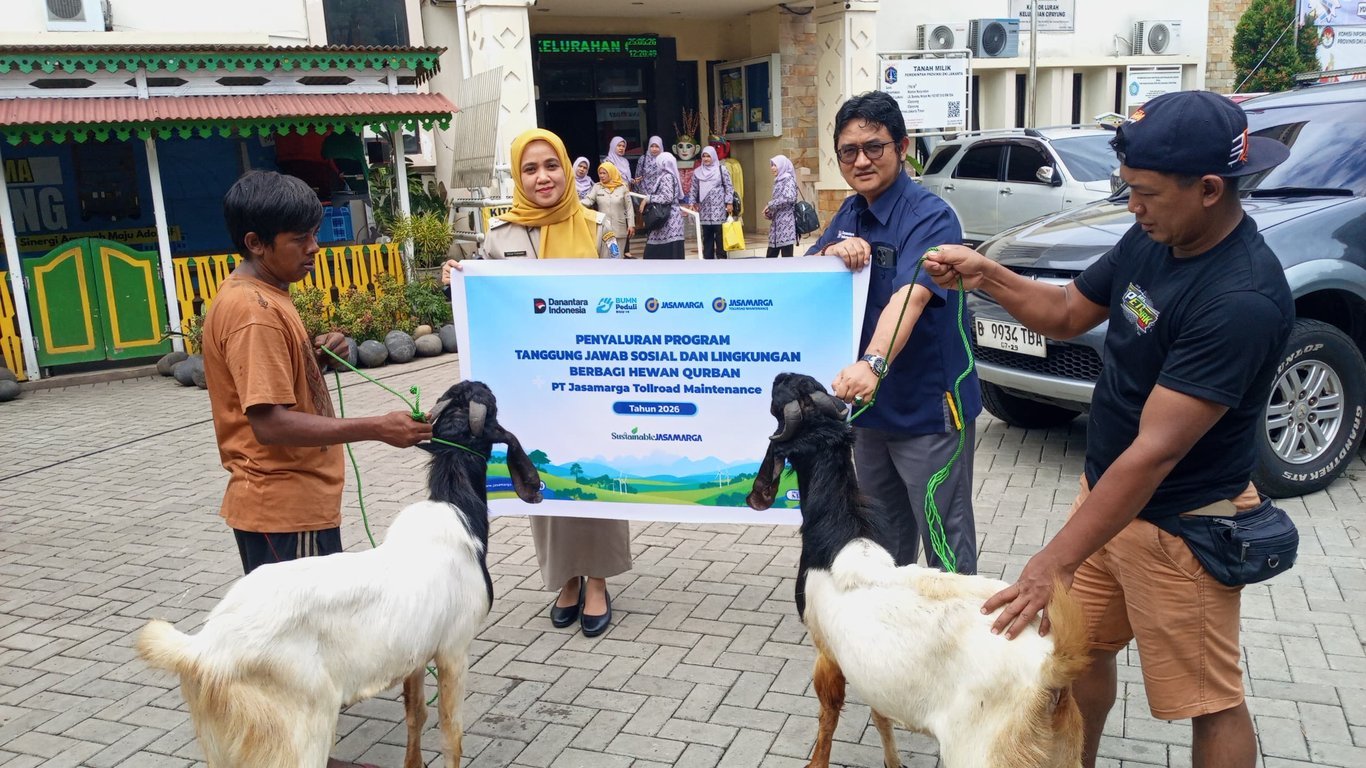 Wujud Kepedulian Sosial, PT Jasamarga Tollroad Maintenance Salurkan Bantuan Hewan Kurban Senilai Rp480 Juta untuk 1.650 Penerima Manfaat Wujud Kepedulian Sosial, PT Jasamarga Tollroad Maintenance Salurkan Bantuan Hewan Kurban Senilai Rp480 Juta untuk 1.650 Penerima Manfaat