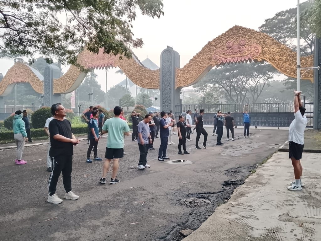Pererat Kebersamaan, Manajemen BRI Region 6 Gelar Jogging Bersama di Kawasan TMII