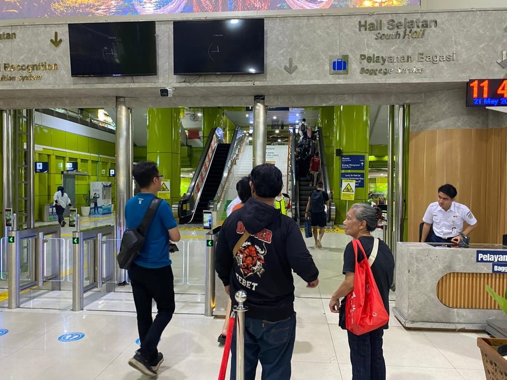 KAI Daop 1 Jakarta Layani Hampir 56 Ribu Pelanggan KA Lokal, Volume Tertinggi Terjadi pada 26 Mei 2026 KAI Daop 1 Jakarta Layani Hampir 56 Ribu Pelanggan KA Lokal, Volume Tertinggi Terjadi pada 26 Mei 2026