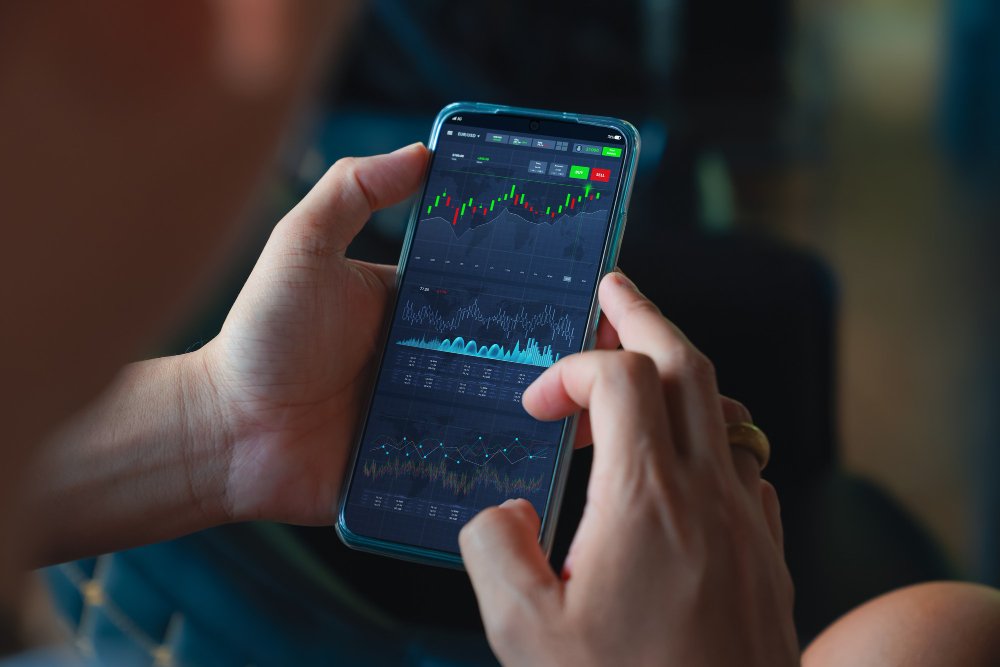 Apa Itu Social Trading? Cara Kerja dan Keuntungannya Apa Itu Social Trading? Cara Kerja dan Keuntungannya