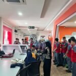 Belajar AI Langsung dari Industri, 150 Siswa SMK Telkom Makassar Kunjungi Telkom AI Center