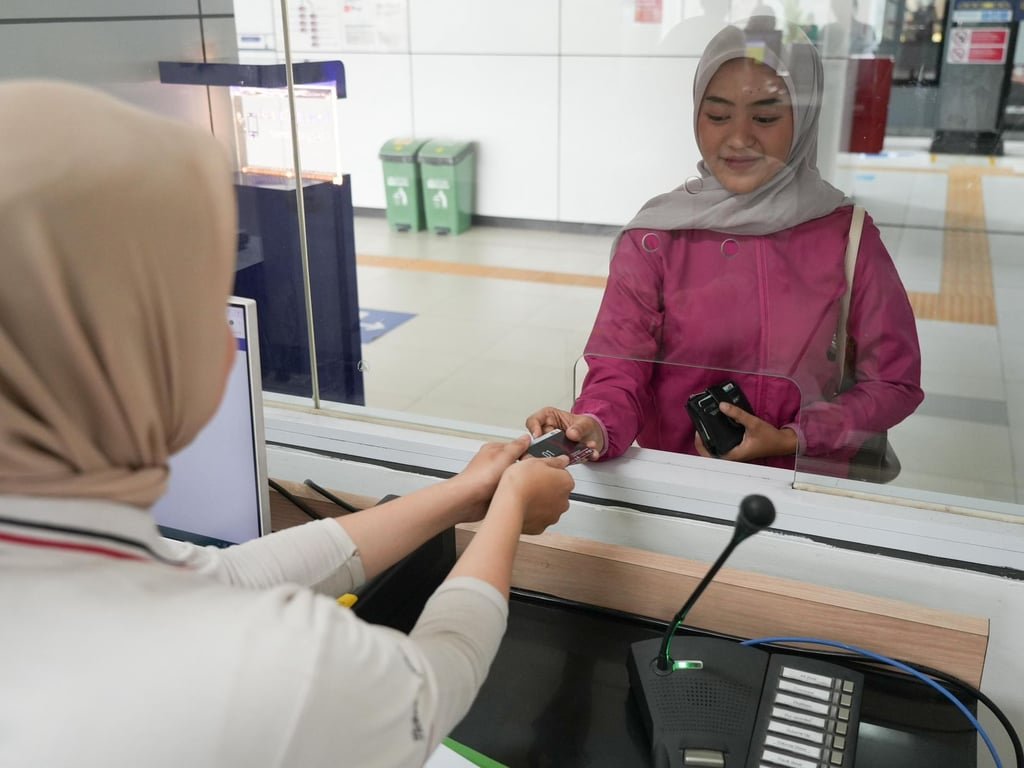 Layanan Penitipan Barang di Stasiun Halim Semakin Dimanfaatkan, Dukung Perjalanan Pengguna Lebih Praktis dan Nyaman Layanan Penitipan Barang di Stasiun Halim Semakin Dimanfaatkan, Dukung Perjalanan Pengguna Lebih Praktis dan Nyaman
