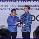 FLOQ Raih Penghargaan Yudhistira dari CFX atas Akuntabilitas dan Integritas Tertinggi FLOQ Raih Penghargaan Yudhistira dari CFX atas Akuntabilitas dan Integritas Tertinggi