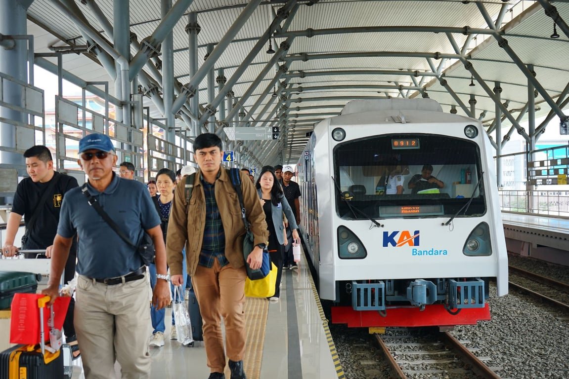 KAI Bandara Layani 2,9 Juta Penumpang hingga Mei 2026, Tumbuh 1,78 Persen Dibanding Tahun Sebelumnya KAI Bandara Layani 2,9 Juta Penumpang hingga Mei 2026, Tumbuh 1,78 Persen Dibanding Tahun Sebelumnya