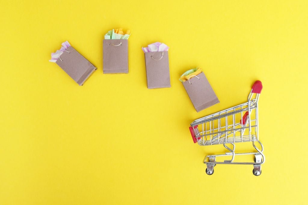 5 Kebiasaan Belanja yang Kini Berubah Berkat QRIS 5 Kebiasaan Belanja yang Kini Berubah Berkat QRIS