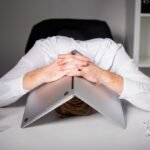 Financial Burnout: Saat Capek Cari Uang Tapi Saldo Tabungan Tidak Bertambah