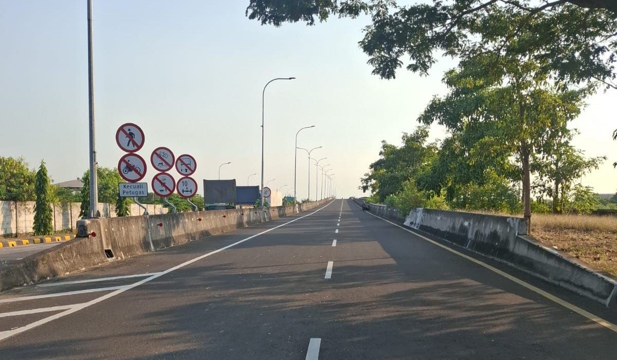 Fisik Rampung 100%, Pelindo Sinergi Lokaseva Group Kawal Persiapan Pra-Operasi Fly Over Teluk Lamong untuk Kelancaran Logistik Jawa Timur