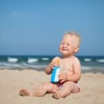 Ciri Sunscreen yang Aman untuk Kulit Bayi dan Anak