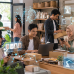 Persaingan Marketplace di Indonesia Semakin Ketat: Bagaimana E-commerce Mengubah Strategi Bisnis dan Cara Perusahaan Menjangkau Konsumen Persaingan Marketplace di Indonesia Semakin Ketat: Bagaimana E-commerce Mengubah Strategi Bisnis dan Cara Perusahaan Menjangkau Konsumen