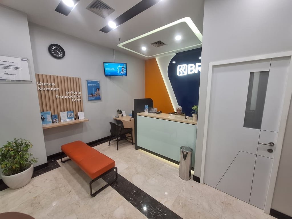 Perluas Layanan Perbankan, BRI Region 6 Hadirkan Kantor Kas di Universitas Negeri Jakarta Perluas Layanan Perbankan, BRI Region 6 Hadirkan Kantor Kas di Universitas Negeri Jakarta
