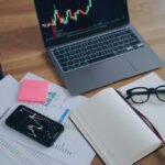 Menyusun Trading Plan Hari Minggu: Kunci Menghadapi Pembukaan Pasar Senin Pagi dengan Tenang