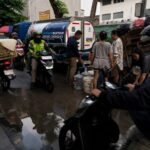 JUP lakukan perbaikan IPA Hutan Kota, PAM JAYA Komitmen Tetap Berikan Layanan Air melalui Bantuan Emergency Mobil Tangki hingga Pemberian Kompensasi selama periode gangguan JUP lakukan perbaikan IPA Hutan Kota, PAM JAYA Komitmen Tetap Berikan Layanan Air melalui Bantuan Emergency Mobil Tangki hingga Pemberian Kompensasi selama periode gangguan