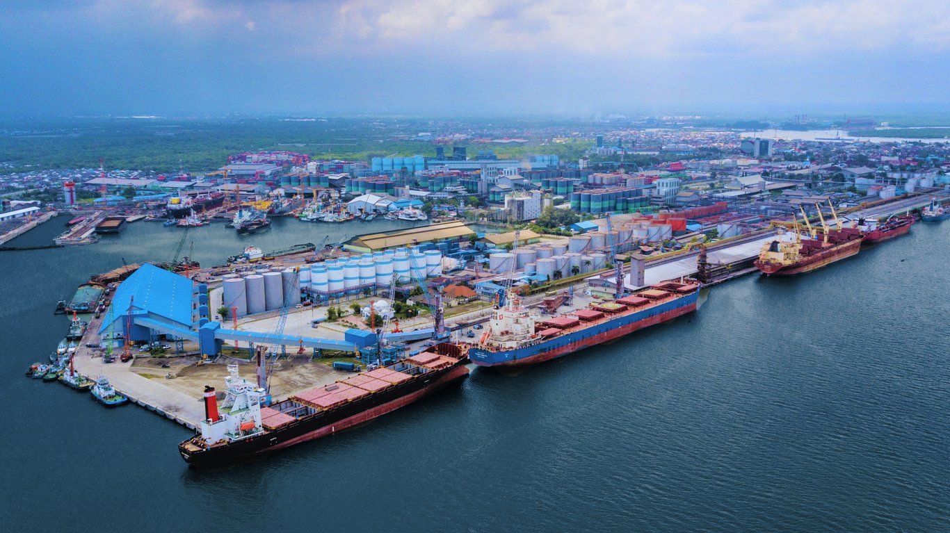 Pelindo Multi Terminal Belawan Catat Peningkatan Pertumbuhan Arus Curah Kering pada Semester I 2026 Pelindo Multi Terminal Belawan Catat Peningkatan Pertumbuhan Arus Curah Kering pada Semester I 2026