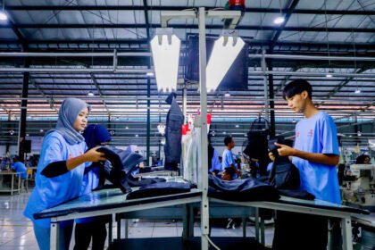 Mengintip Dapur Produksi PT Akarsa Garment Indonesia: Vendor Utama Seragam Korporat dan Fesyen Lokal Mengintip Dapur Produksi PT Akarsa Garment Indonesia: Vendor Utama Seragam Korporat dan Fesyen Lokal